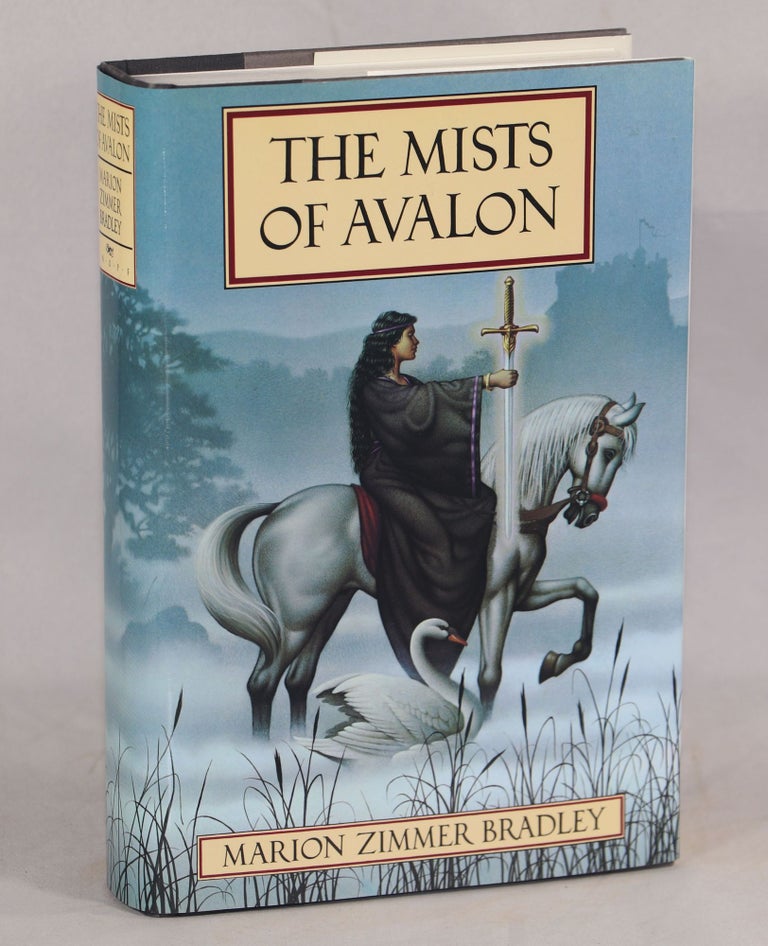 Item #000011476 The Mists of Avalon. Marion Zimmer Bradley.